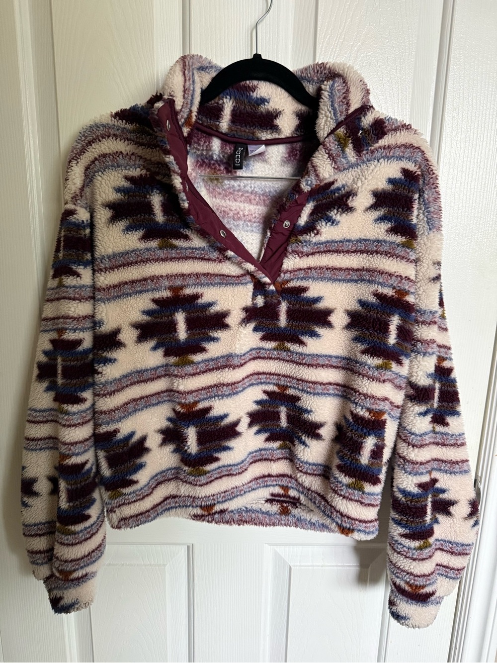 H&M Cream Aztec Sherpa Pullover with Burgundy Accents